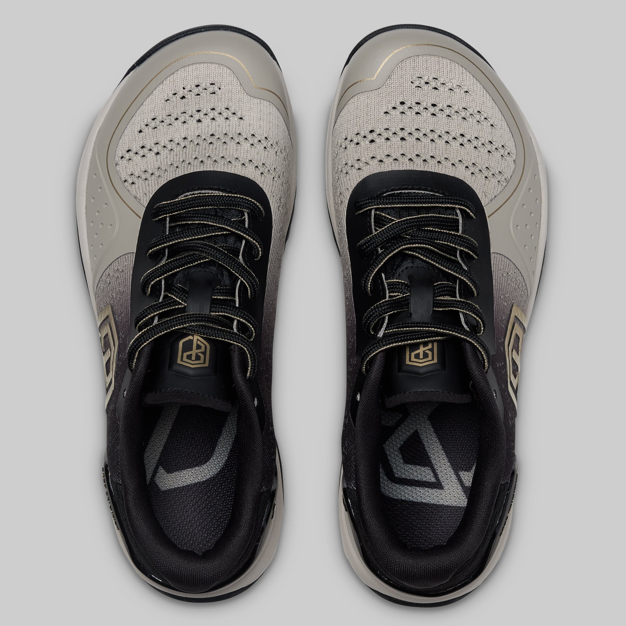 Women's Savage 1 (Black/Gold)
